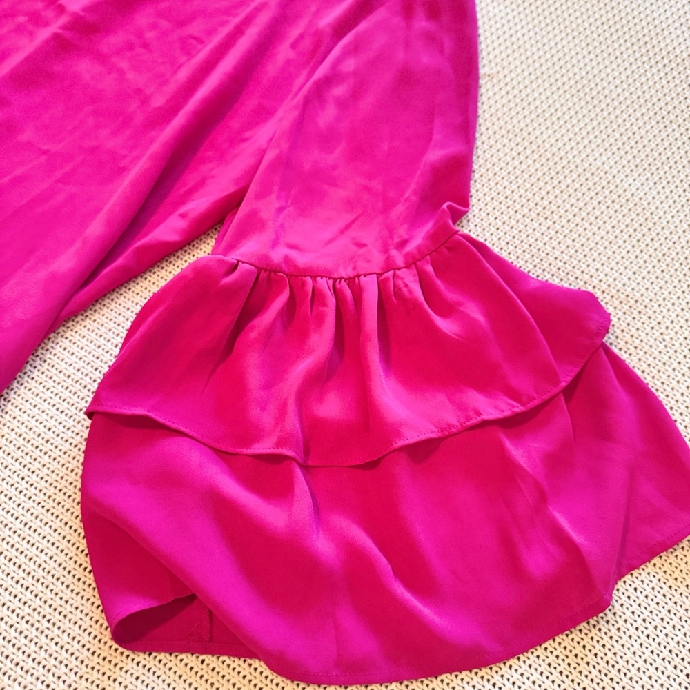 VIOLET + CLAIRE Hot Pink Ruffle Sleeve Blouse Fuchsia Top - Picture 3 of 12